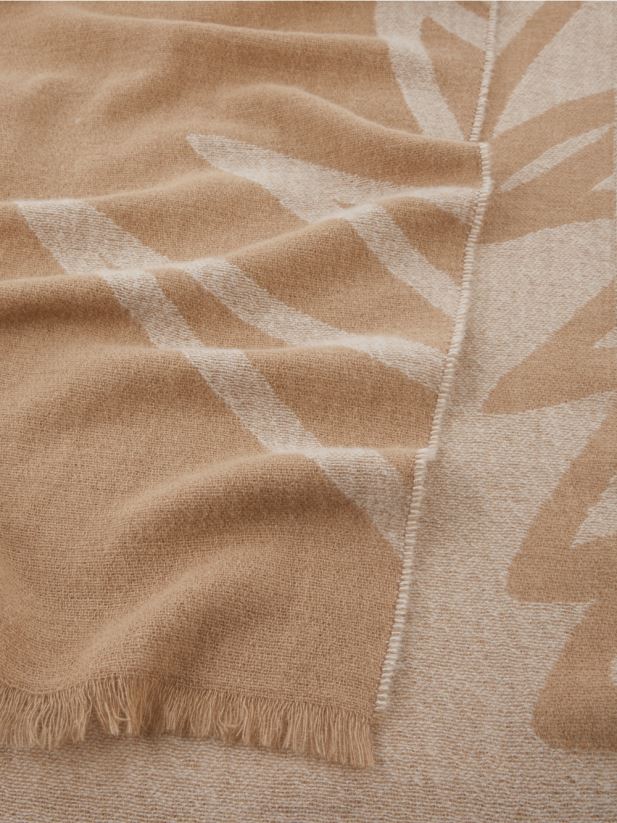 eșarfă țesătă din lână virgină Marc Cain caramel strălucitor accesorii 4826HH1682