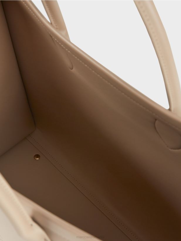 Geantă tote 2 în 1 cu inscripții cu logo Marc Cain nisip adânc accesorii 4826HH1531