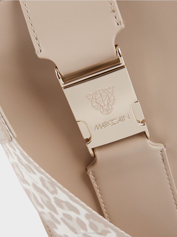 geantă crossbody în format longitudinal Marc Cain nisip albit accesorii 4826HH1493