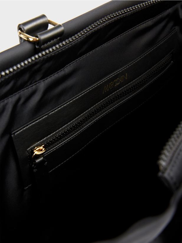 geantă cu mâner croșetat „rethink together”. Marc Cain negru accesorii 4826HH1534