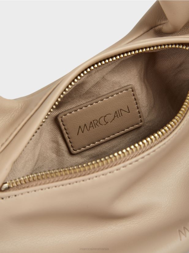 geantă mini cu lanț metalic decorativ Marc Cain nisip adânc accesorii 4826HH1527