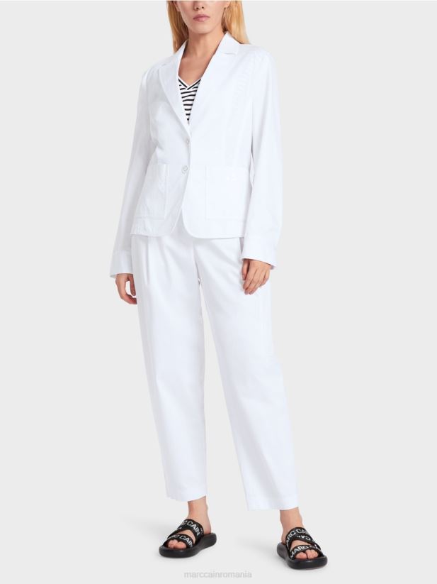 figura îmbrățișare „regândiți împreună” blazer Marc Cain alb îmbrăcăminte 4826HH178