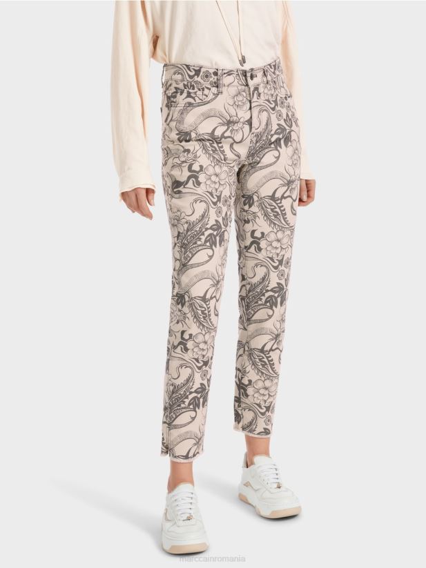 blugi silea „regândiți împreună”. Marc Cain floare de migdal îmbrăcăminte 4826HH749