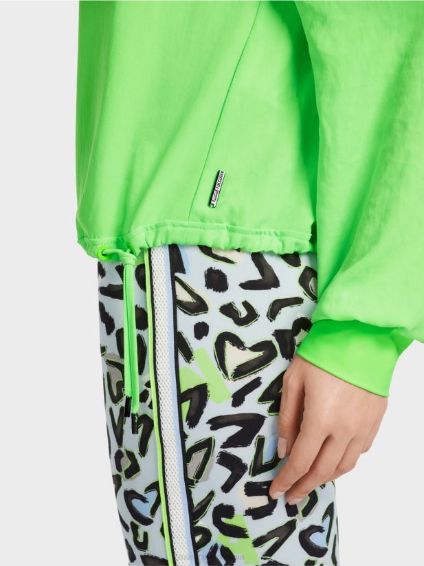 bluză cu șnur Marc Cain verde strălucitor șocant îmbrăcăminte 4826HH875