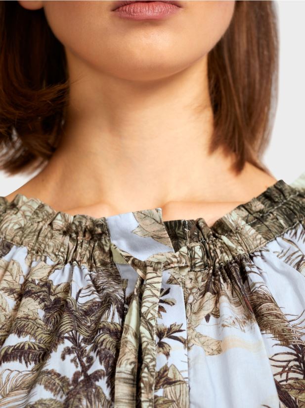 bluză raglan cu motiv palmier Marc Cain albastru pudra deschis îmbrăcăminte 4826HH963