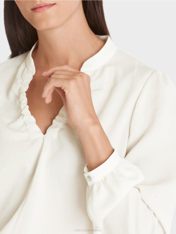 bluza cu detalii feminine Marc Cain aproape alb îmbrăcăminte 4826HH862