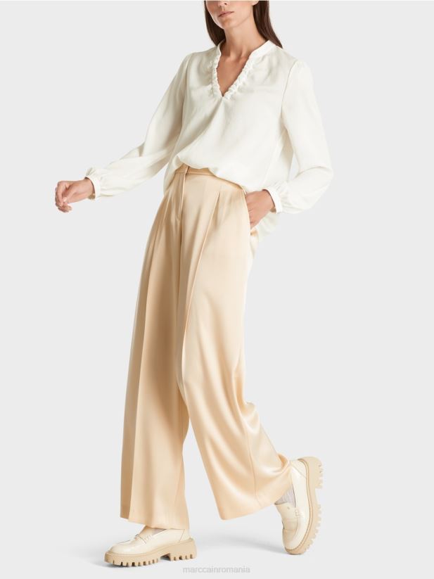 bluza cu detalii feminine Marc Cain aproape alb îmbrăcăminte 4826HH862