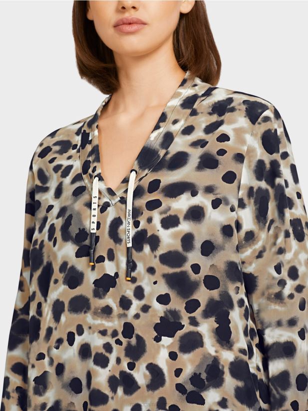 top „rethink together” în stil bluză Marc Cain cafea ușoară îmbrăcăminte 4826HH984