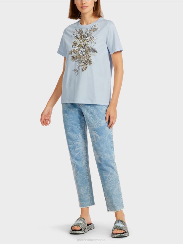 albastru pudra deschis