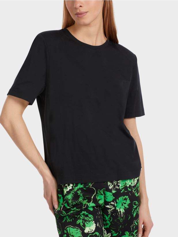 tricou cu croiala boxy Marc Cain negru îmbrăcăminte 4826HH1247