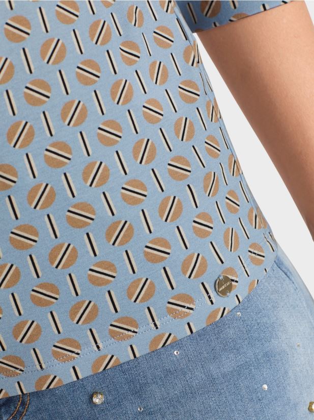 tricou cu design grafic Marc Cain cer întunecat de vară îmbrăcăminte 4826HH1281