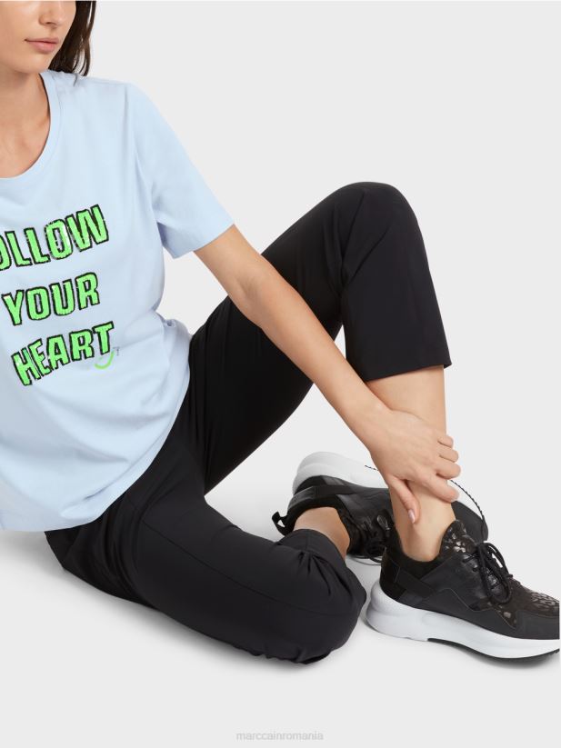 tricou cu motiv de paiete Marc Cain albastru pudra moale îmbrăcăminte 4826HH1301