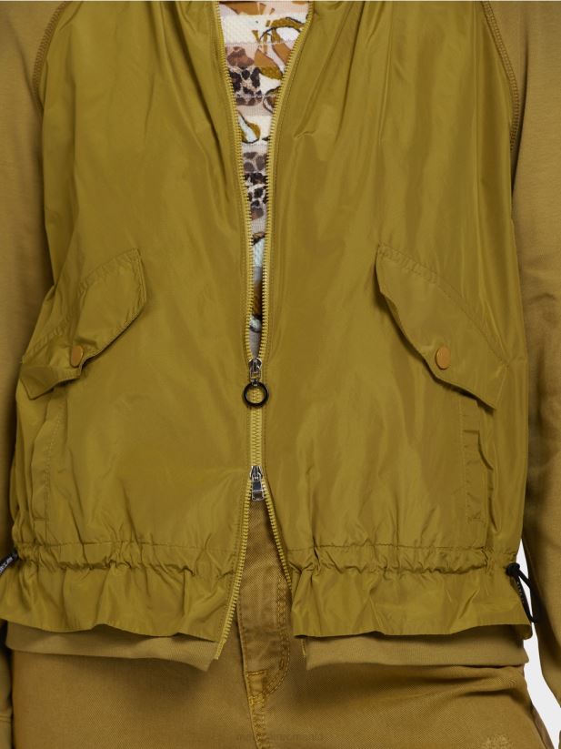 bluză moale din țesătură fină cu nervuri Marc Cain măsline galbene îmbrăcăminte 4826HH413