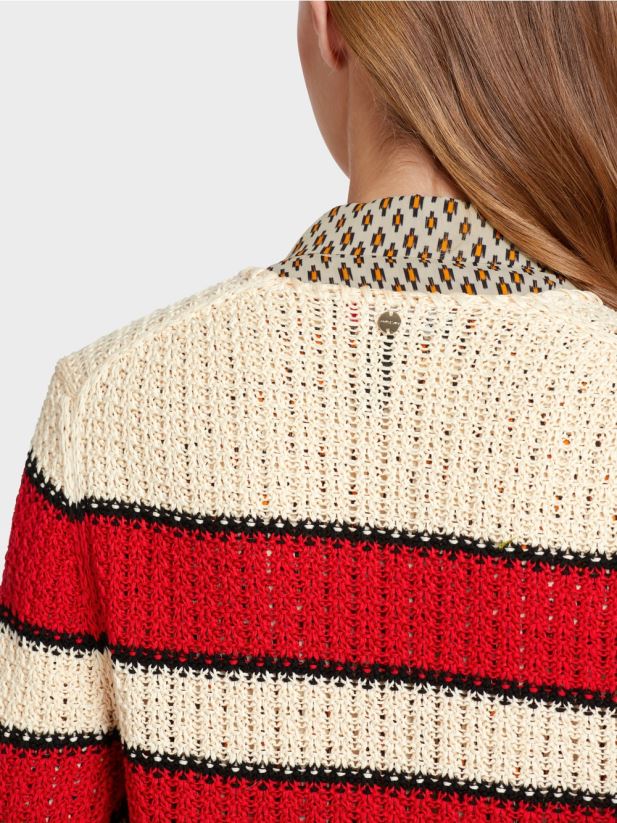 cardigan „regândește împreună”. Marc Cain cremă îmbrăcăminte 4826HH355