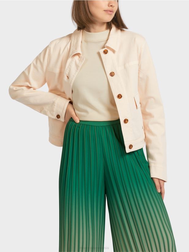 jachetă din denim „rethink together”. Marc Cain cremă îmbrăcăminte 4826HH432