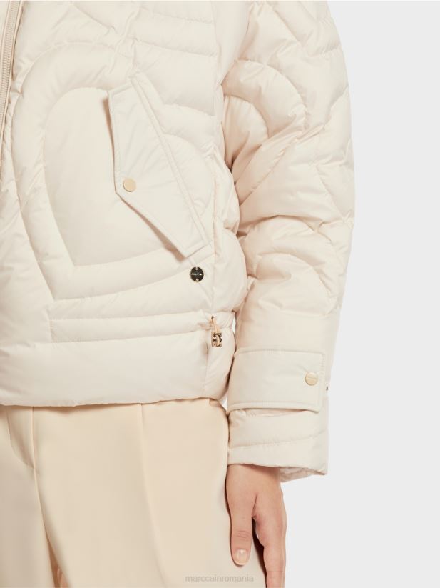 geacă matlasată „regândește împreună”. Marc Cain cremă îmbrăcăminte 4826HH294