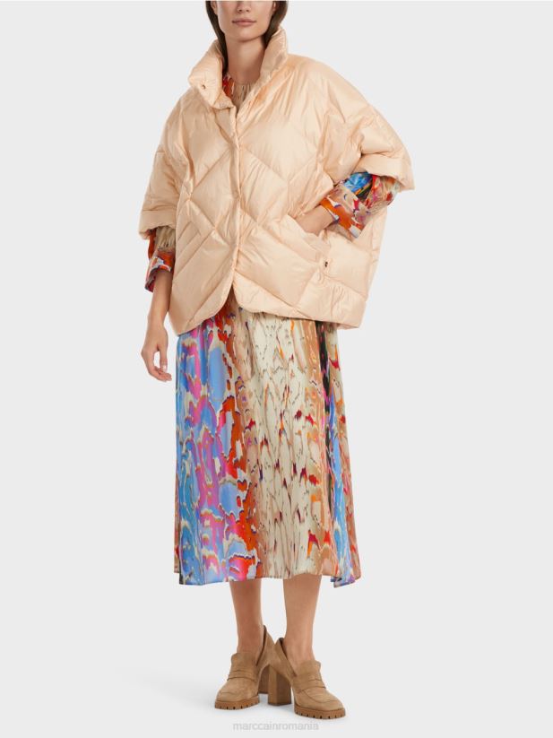 haină în formă de vestă în formă de ou Marc Cain crema inchisa îmbrăcăminte 4826HH255