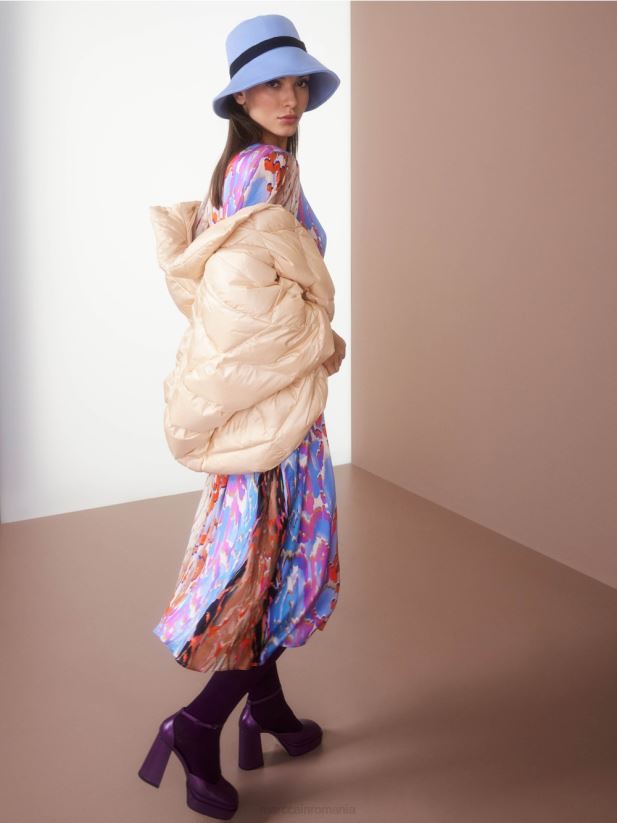 haină în formă de vestă în formă de ou Marc Cain crema inchisa îmbrăcăminte 4826HH255