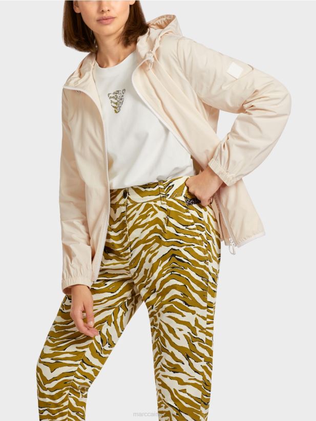 jachetă de exterior ușoară cu glugă Marc Cain cremă pudră îmbrăcăminte 4826HH278