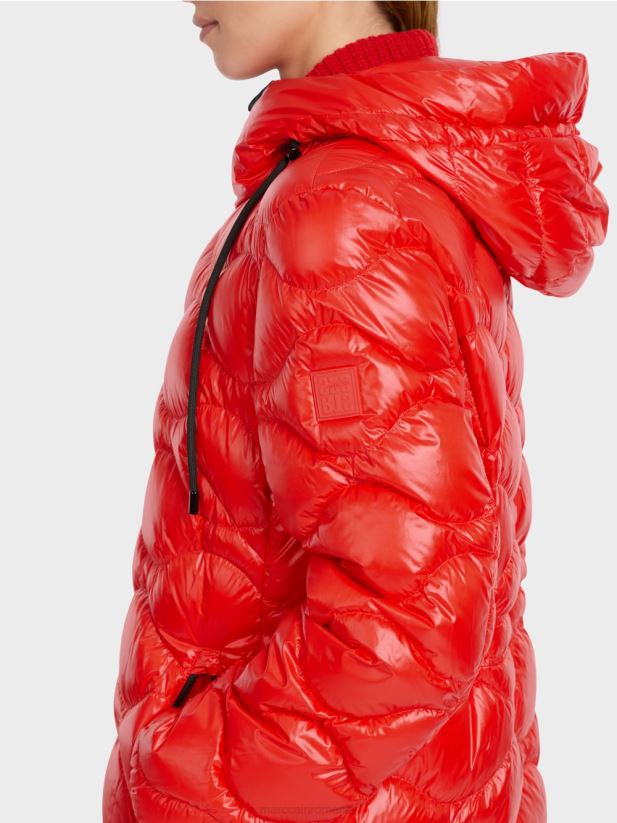 palton matlasat „rethink together”. Marc Cain campari îmbrăcăminte 4826HH244