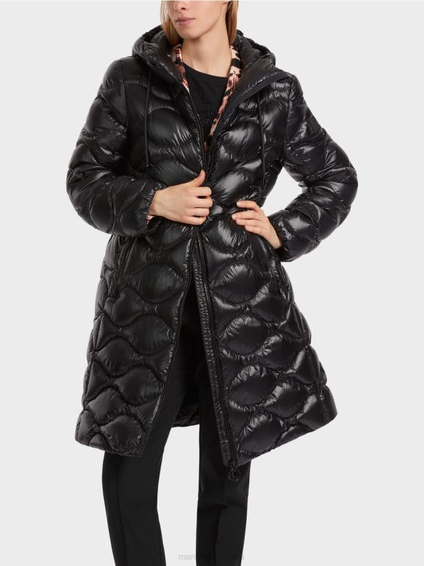 palton matlasat „rethink together”. Marc Cain negru îmbrăcăminte 4826HH245