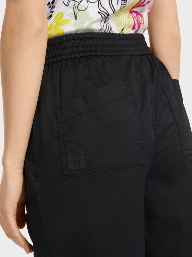 pantaloni cu pliuri și talie elastică Marc Cain negru îmbrăcăminte 4826HH627