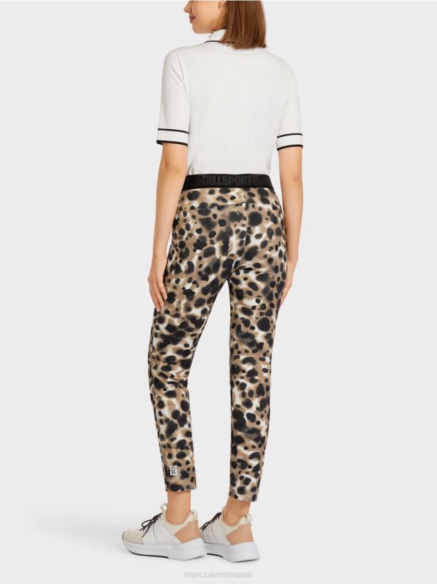 pantaloni elastici cu cute presate Marc Cain cafea ușoară îmbrăcăminte 4826HH708