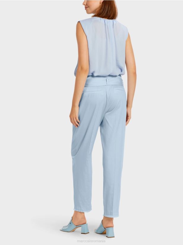 pantaloni în stil paperbag Marc Cain albastru pudra deschis îmbrăcăminte 4826HH691