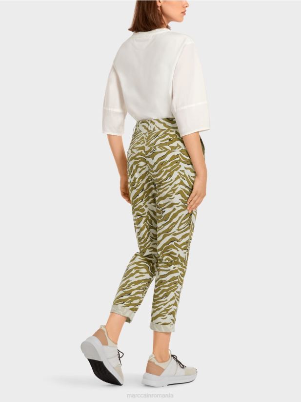 pantaloni plisati in fata cu imprimeu leopard Marc Cain cremă pudră îmbrăcăminte 4826HH696