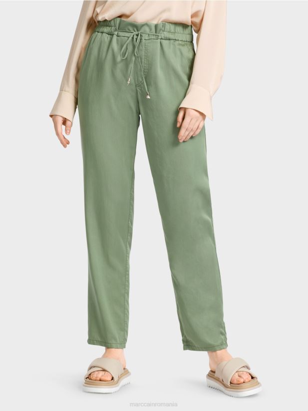 pantaloni rivera „regândiți împreună”. Marc Cain verde mistic îmbrăcăminte 4826HH661