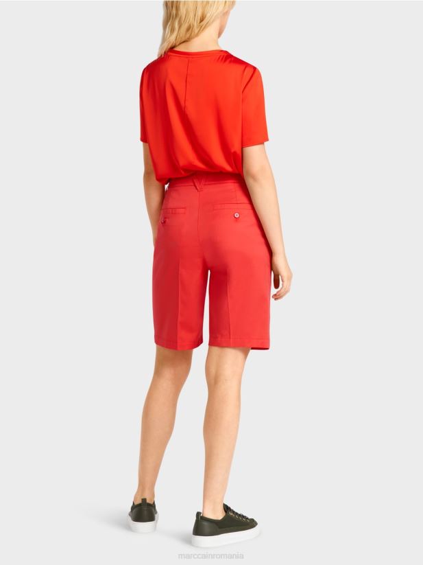 pantaloni scurți finike într-o potrivire feminină Marc Cain Rosu ca focul îmbrăcăminte 4826HH670