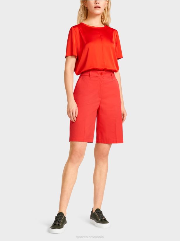 pantaloni scurți finike într-o potrivire feminină Marc Cain Rosu ca focul îmbrăcăminte 4826HH670