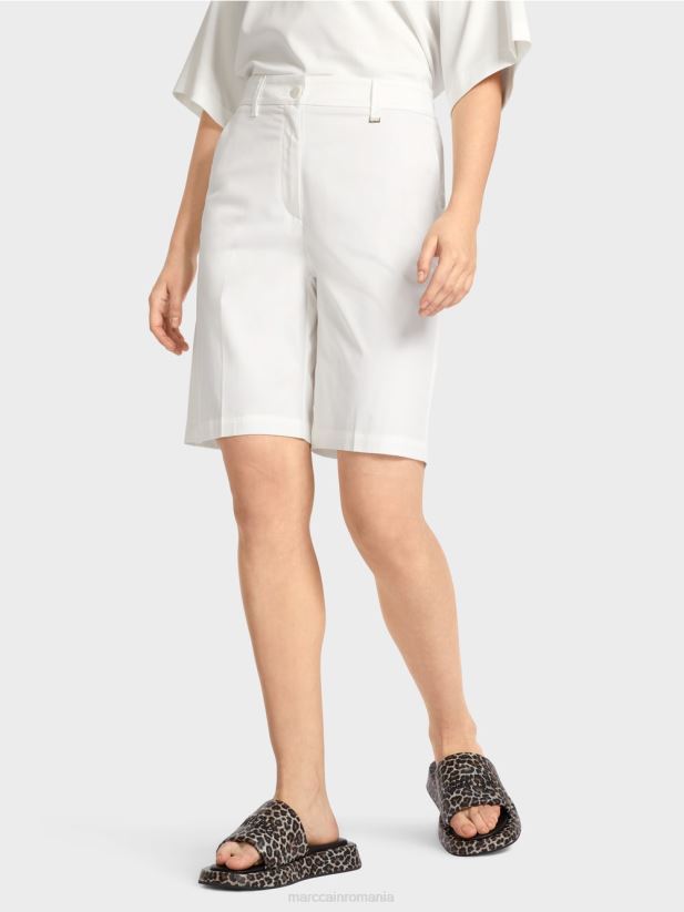 pantaloni scurți finike într-o potrivire feminină Marc Cain aproape alb îmbrăcăminte 4826HH679