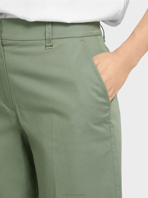 pantaloni scurți finike într-o potrivire feminină Marc Cain verde mistic îmbrăcăminte 4826HH663
