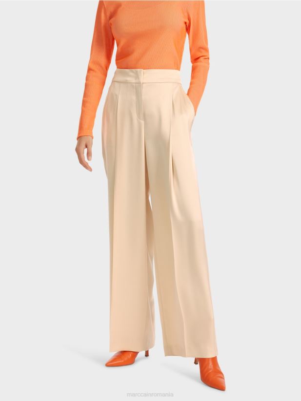 pantaloni wichita plisati cu picior lat Marc Cain crema inchisa îmbrăcăminte 4826HH557