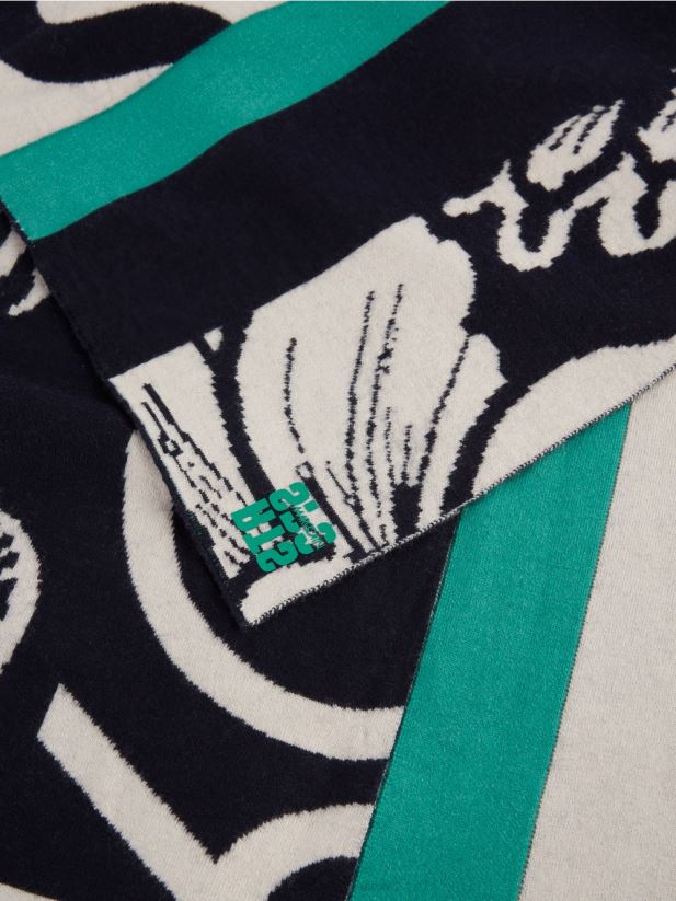 eșarfă din tricot fin cu model Marc Cain floare de migdal îmbrăcăminte 4826HH1068