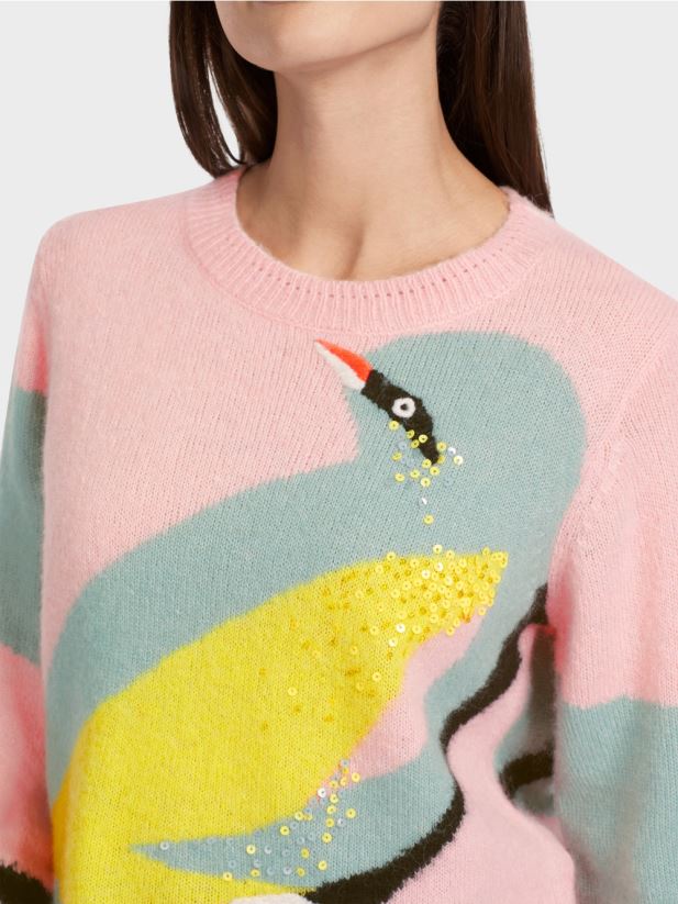 pulover boucle „rethink together”. Marc Cain roz pudra moale îmbrăcăminte 4826HH1119