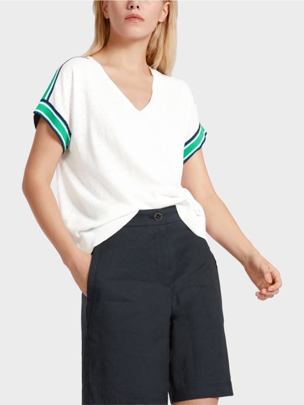 pulover casual tricotat cu decolteu in V Marc Cain alb îmbrăcăminte 4826HH1126