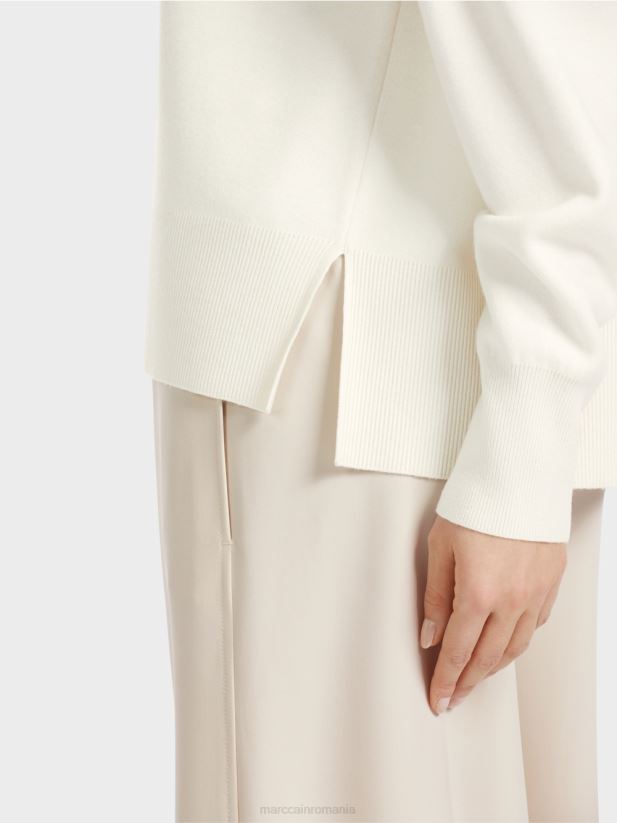 pulover din tricot cu buzunar pe maneca Marc Cain aproape alb îmbrăcăminte 4826HH1105