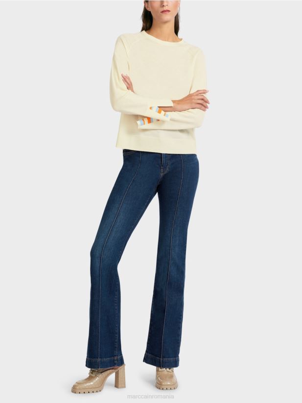 pulover din tricot cu crapatură contrastantă la mânecă Marc Cain cremă pudră îmbrăcăminte 4826HH1203