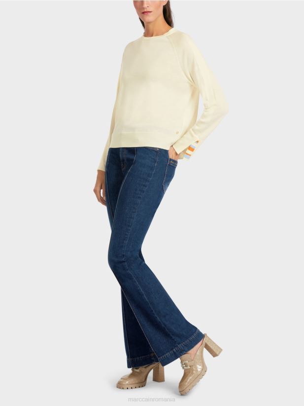 pulover din tricot cu crapatură contrastantă la mânecă Marc Cain cremă pudră îmbrăcăminte 4826HH1203