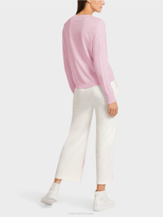 pulover elegant din tricot fin cu decolteu in V Marc Cain lavandă ușoară îmbrăcăminte 4826HH1156