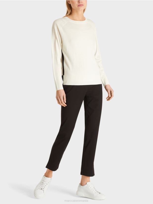 pulover într-un amestec de materiale luxos Marc Cain aproape alb îmbrăcăminte 4826HH1183