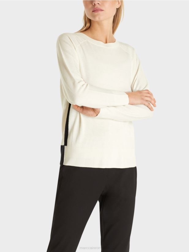 pulover într-un amestec de materiale luxos Marc Cain aproape alb îmbrăcăminte 4826HH1183