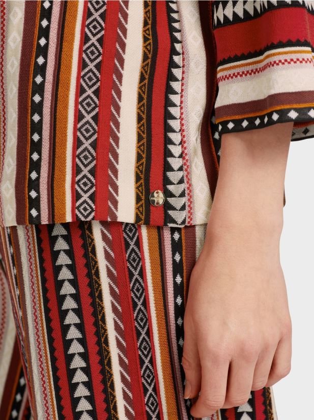 pulover \"tricotat in germania\" Marc Cain rosu intens îmbrăcăminte 4826HH1130