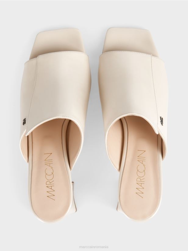 sandale pătrate „regândiți împreună”. Marc Cain cremă pudră încălţăminte 4826HH1636